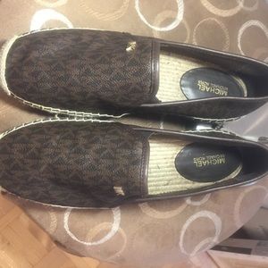 Mickeal Kors shoes
